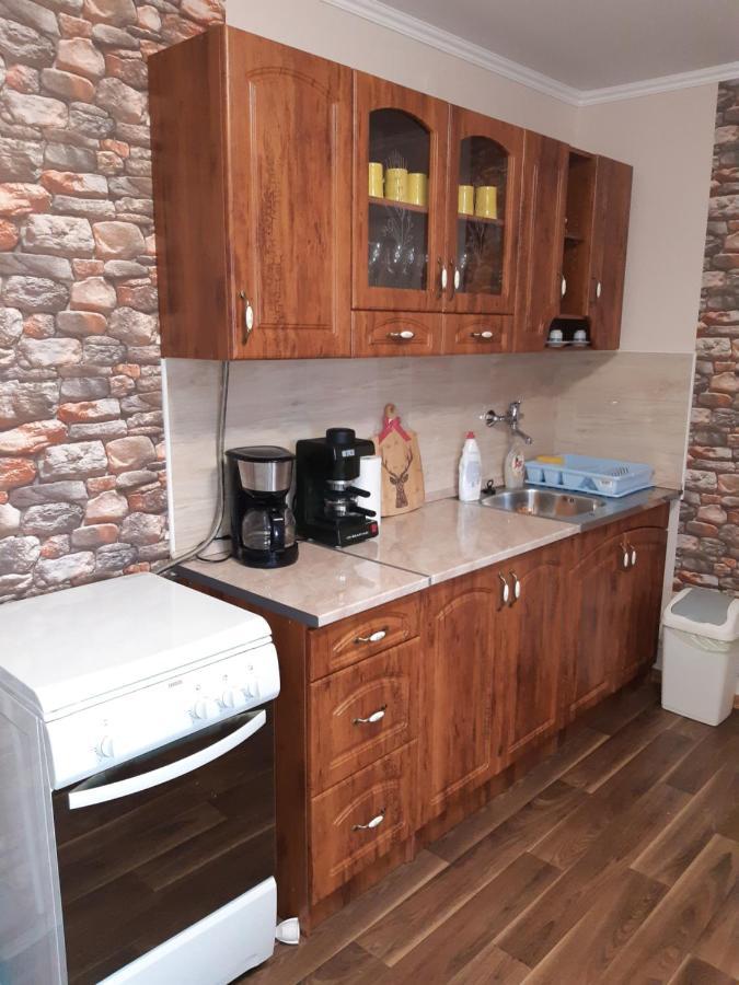 Boglárka Apartman Gyula Exterior foto