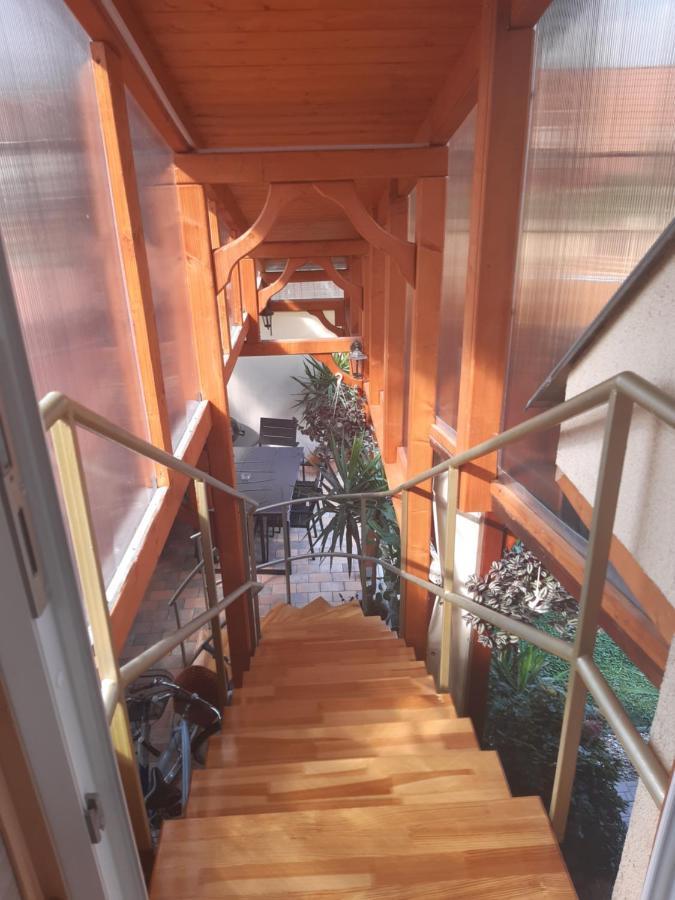 Boglárka Apartman Gyula Exterior foto